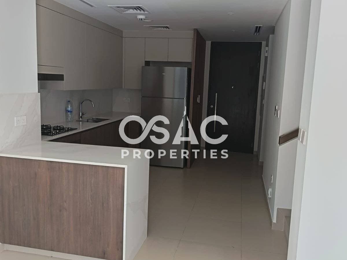 Single Row | Vacant 3BR + Maid | Prime Elan Villa | Spacious Layout - 3